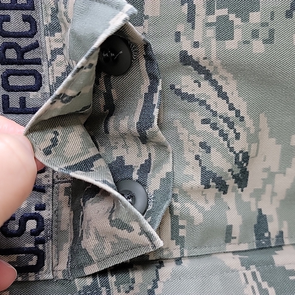 US Air Force Man's Utility Military Fatigues Camouflage Pattern Coat 32S - Picture 6 of 14